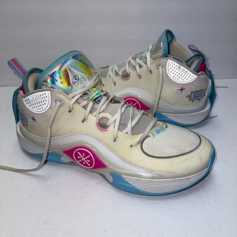 Li-Ning Way of‎ Wade Shadow 5 Buzzer Beater Mens 12 Cream Pink Blue Basketball